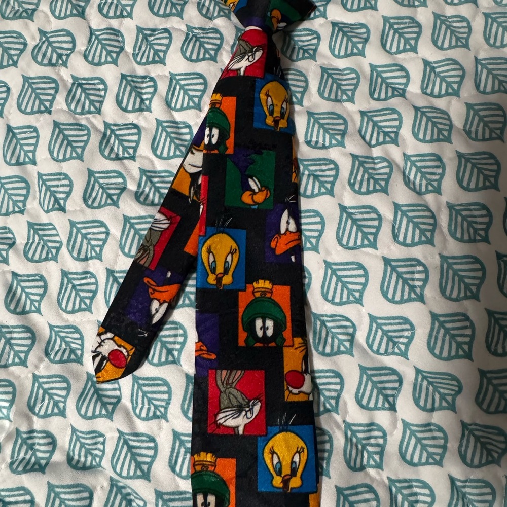 Kids Vintage Warner Bros. Multicolor Looney Tunes Tie